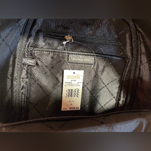 $328 Michael Kors Jet Set MD Chain Backpack Handbag Designer MK Bag NWT - Picture 7 of 9